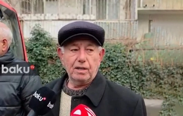 Yaxınları yanğından xilas edilən sakin: "Ev cəhənnəmə yansın, yoldaşımla nəvəmi son anda çıxarıblar"