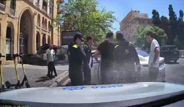 "Azparking" əməkdaşları vətəndaşın həyatını xilas etdi - Video