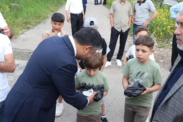 Azərbaycan Suriyada 1000 ailəyə humanitar yardım göstərib - FOTO