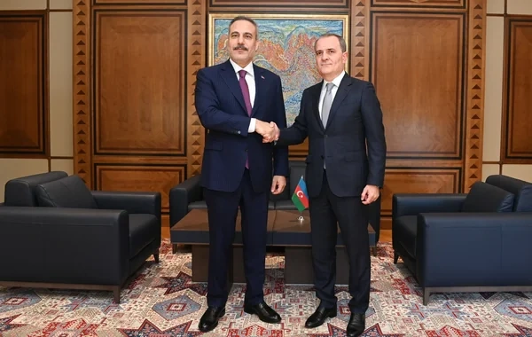 Ceyhun Bayramovla Hakan Fidan arasında təkbətək görüş baş tutub - FOTO