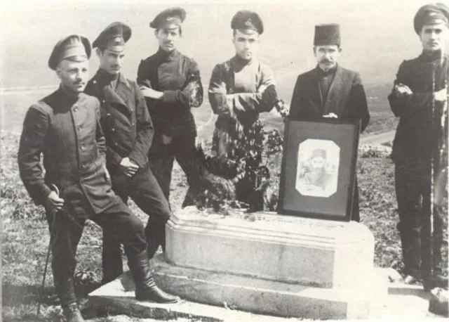 Mirzə Ələkbər Sabirin doğum günüdür - FOTO