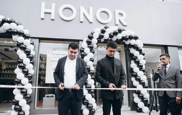 "HONOR" Azərbaycanda ikinci rəsmi mağazasını və ilk servis mərkəzini açdı