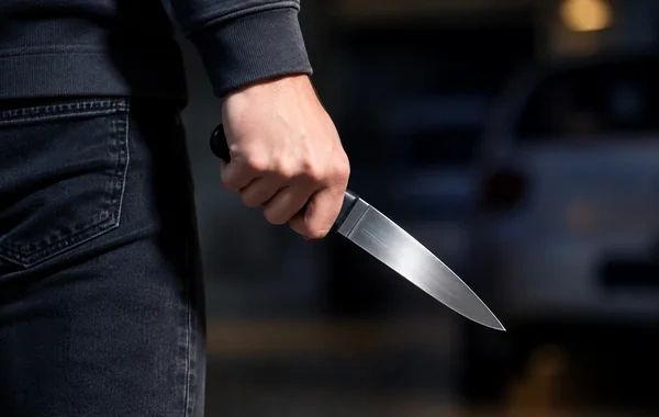 Bakıda 21 yaşlı kişi bıçaqlandı