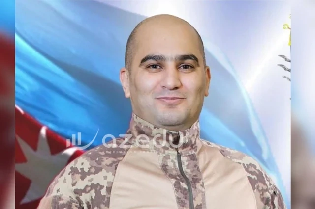 Şəhidin həyat yoldaşı da tələbə olub, qızı da - FOTO