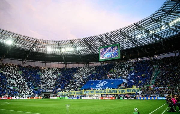 "Çelsi" italiyalı müdafiəçi üçün hərəkətə keçdi - FOTO