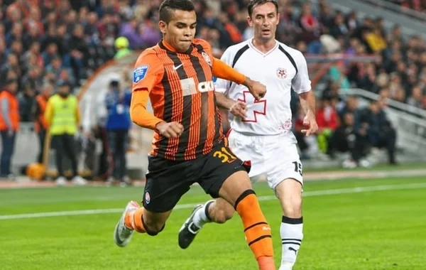Məşhur futbolçu Rusiya-Ukrayna müharibəsində həlak olub - Foto