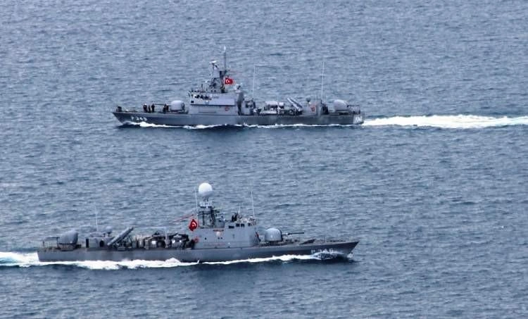 Türkiyə hərbçiləri "Lutuv" gəmisini azad etdi