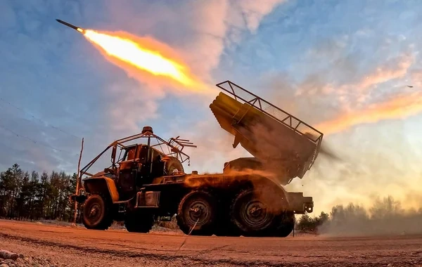 Şimali Koreya HIMARS-a rəqib yeni raket sistemini sınaqdan keçirdi