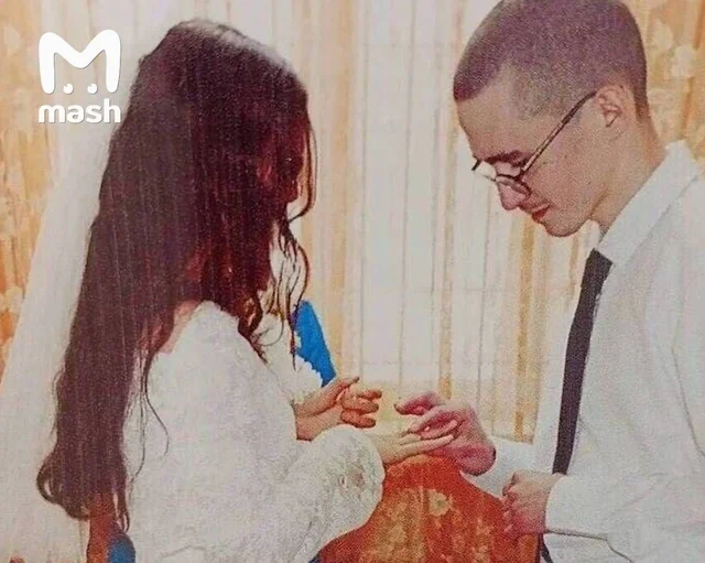 Rusiyada gimnaziyada insanları güllələyən şəxs həbsxanada evləndi - FOTO