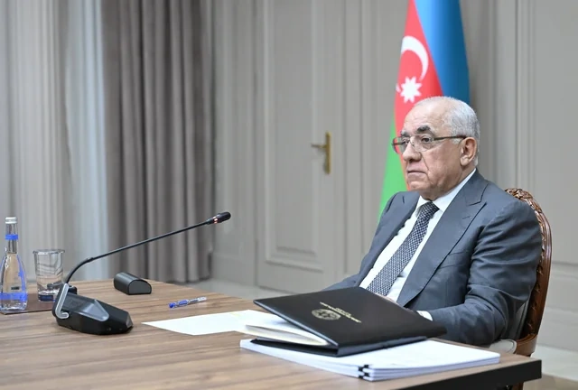 İqtisadi Şuranın iclası keçirildi: Qurumlara tapşırıqlar verildi - FOTO