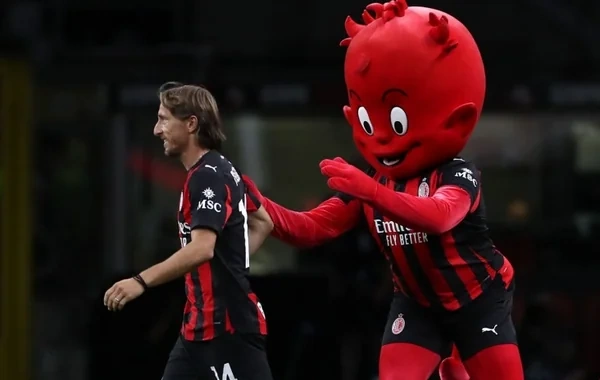 Luka Modriç "Milan"la müqaviləsini niyə uzatdı?