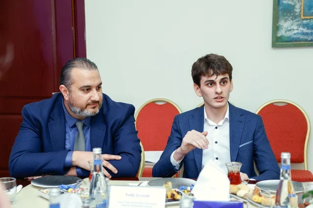 617 balla baytarlığı seçdi: "PAŞA Holding"ə daxil olan "Agro Dairy" gələcəyin baytarına dəstək oldu - FOTO
