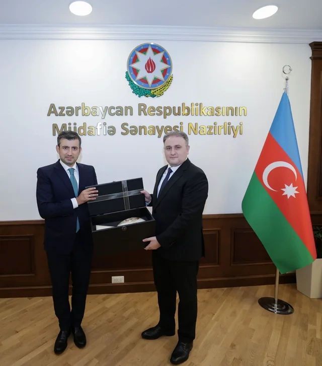Vüqar Mustafayevlə Selçuk Bayraktar görüşüblər - FOTO