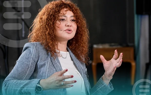 Səhnəyə təsadüfən gəldi, illərlə rol gözlədi: "Mənə "eqolu" deyirdilər, indi bundan zövq alıram" - VİDEOMÜSAHİBƏ