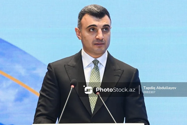 Mərkəzi Bank AÇIQLADI: Nəqliyyatda kartlardan vəsait niyə sonradan tutulur? - FOTO