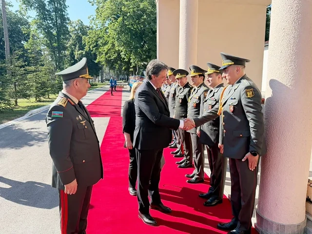 Azərbaycanın müdafiə naziri Serbiyada mühüm müzakirələr apardı - FOTO