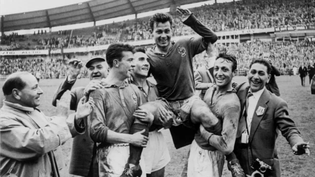 Futbolun "qızıl kitabı": Dünya çempionatlarının UNUDULMAZ REKORDLARI