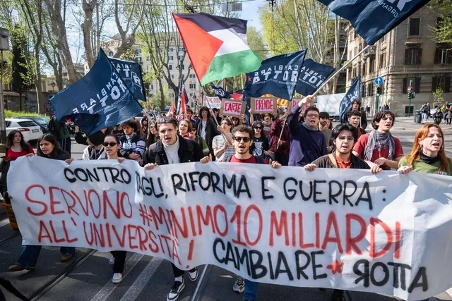 Avropa küçələrə axışır: Fransa, İtaliya, Albaniya və Belçikadakı etirazların səbəbləri - Foto