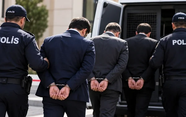 Azərbaycanda idarə əməkdaşları oğurluğa görə həbs edildilər