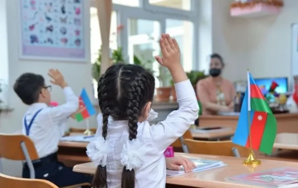 Övladı birinci sinfə gedəcək valideynlərin NƏZƏRİNƏ