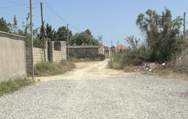 Pirşağıda infrastruktur problemi: Nə işıqlandırma var, nə də normal yol - VİDEO