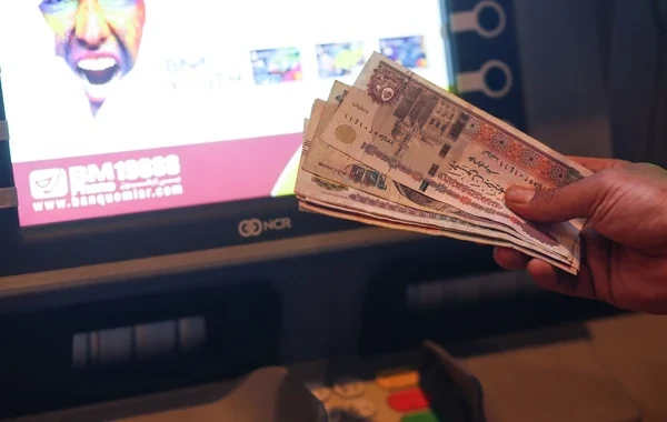 Misir nağd pul qıtlığı ilə üzləşib