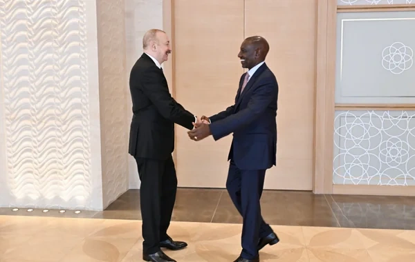 İlham Əliyev Keniya Prezidenti Uillyam Samoei Ruto ilə görüşüb - FOTO