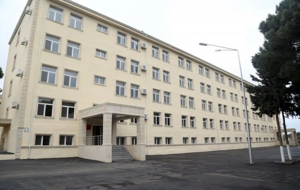 Hərbçi olmaq istəyənlərin nəzərinə - Xüsusi təyinatlı təhsil müəssisələrinə sənəd qəbulu başlayır