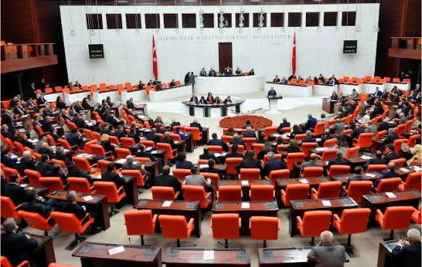 TBMM-də ilk: Deputatlar ailə həyatı qurdular - FOTO