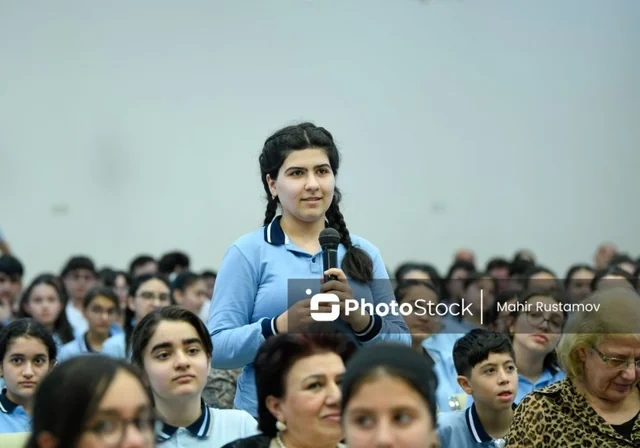 Eldar Mansurov: "Əvvəlcə mahnı yaz, sonra ciddi musiqilərinə baxarıq dedilər və mən küsdüm"