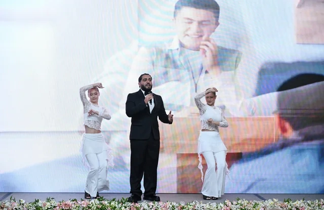 "Qızların təhsilinə dəstək" layihəsinin II Məzun Günü keçirilib - FOTO