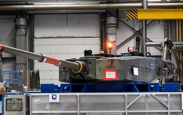 Almaniya avtomobil zavodlarını silah fabrikinə çevirir - 1 trilyon avroluq plan