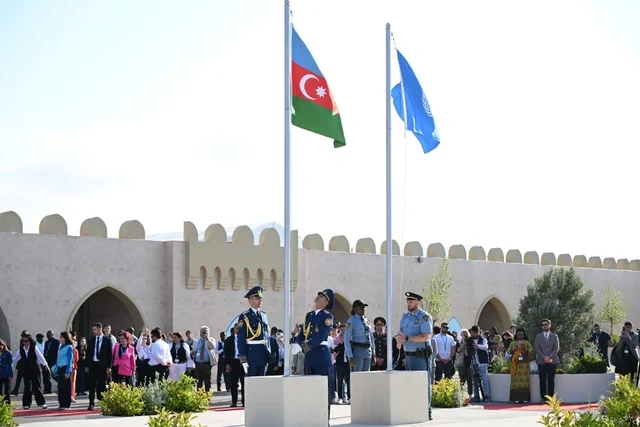 WUF13 yüksəksəviyyəli sessiyalar və rekord sayda iştirakçı ilə uğurla başa çatıb - FOTO
