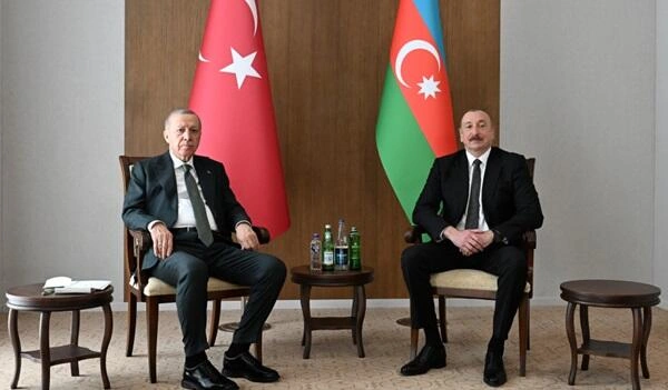 Ərdoğan İlham Əliyevə zəng etdi