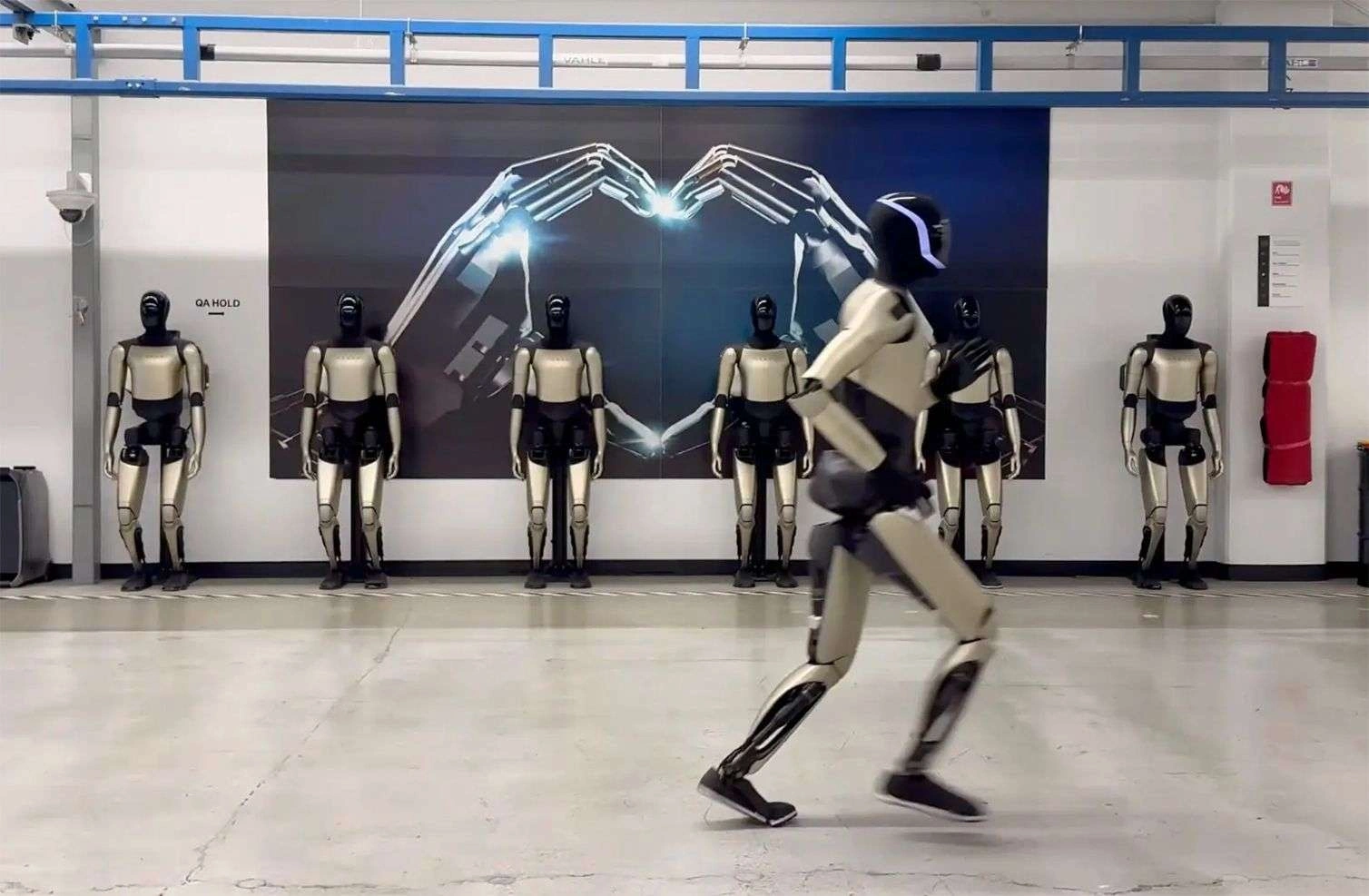 İnsandan sürətli qaçan robot – “Tesla” “Optimus”u təkmilləşdirir – VİDEO