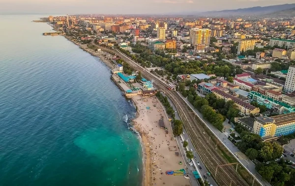 Xəzər dənizindəki adalar materikə birləşdi: Dağıstanın ərazisi genişləndi