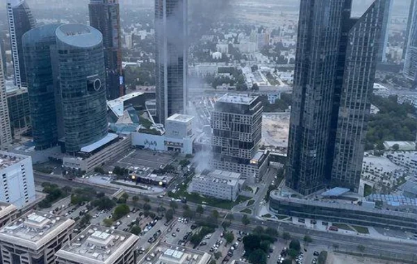 İran Dubay Beynəlxalq Maliyyə Mərkəzini vurdu - FOTO - VİDEO