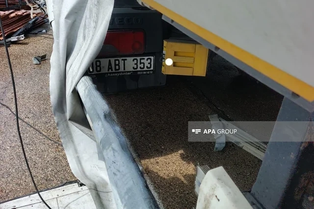 Goranboyda QƏZA: Bir ton yanacaq yola töküldü - FOTO