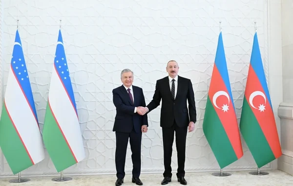 Azərbaycan Prezidenti: "Özbəkistanla həyata keçirilən birgə layihələr iqtisadi əməkdaşlığımızın daha da genişləndirilməsinə əhəmiyyətli töhfə verir"
