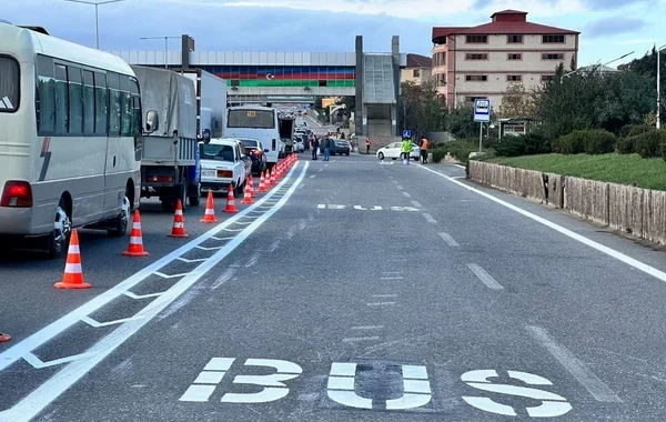 Sumqayıt-Bakı xəttində AVTOBUS MƏŞƏQQƏTİ: Vətəndaşların yollarda qalmasına AYNA-dan nə dedilər? - FOTO
