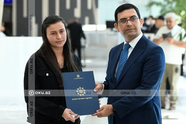 Azərbaycanda bu şəxslərə mənzil verildi - FOTO