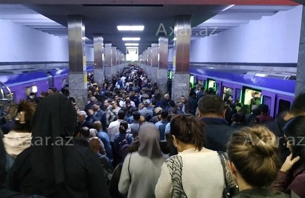 Metroda nasazlıq, sıxlıq yarandı