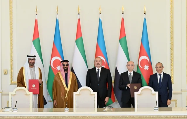 İlham Əliyev Birləşmiş Ərəb Əmirliklərinin milli təhlükəsizlik müşavirini qəbul edib - FOTO