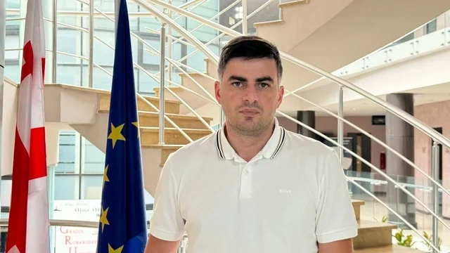 Azərbaycanı logistika mərkəzinə aparan yol - LONGREAD - FOTO