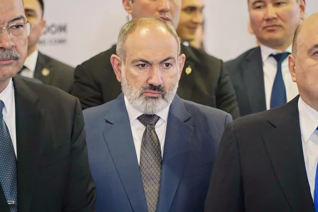 Paşinyan Ermənistanın konstitusiyasını həqiqətən dəyişəcəkmi?