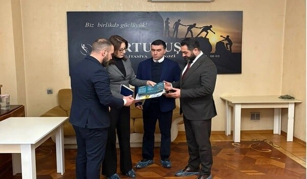 "Qurtuluş"da saxlanılanlar ailələrinə qaytarıldı