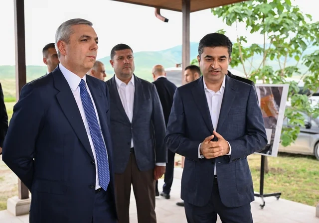 Xocalıda salınmış intensiv bağçılıq təsərrüfatları ilə tanışlıq keçirilib