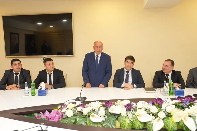Xətai rayonunda 20 Oktyabr - Energetiklər Günü münasibətilə tədbir keçirilib
