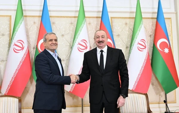 Məsud Pezeşkian Prezident İlham Əliyevə zəng edib