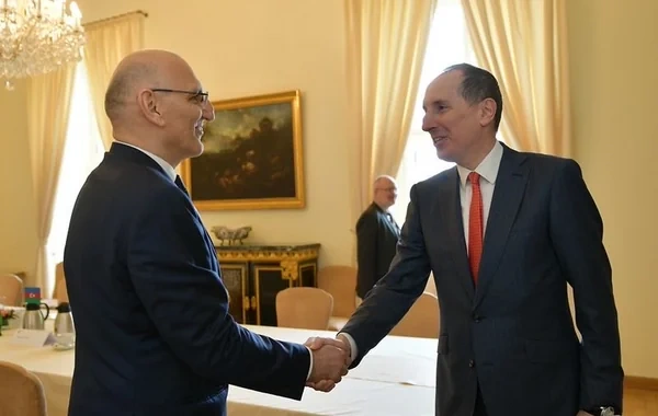 Elçin Əmirbəyov Jiri Brodski ilə Cənubi Qafqazda təhlükəsizlik məsələlərini müzakirə edib
